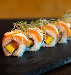Special Sushi Roll - Salmon Avocado - 4 buc
