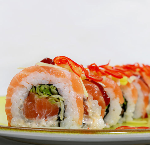 Special Sushi Rolls - Dragon Salmon - 4 buc